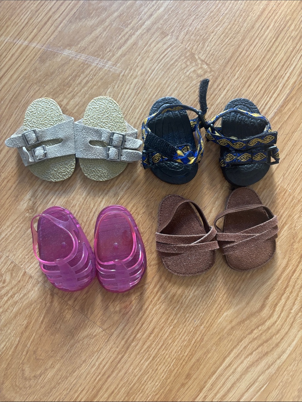 American Girl Dolls sandals (4 pairs)